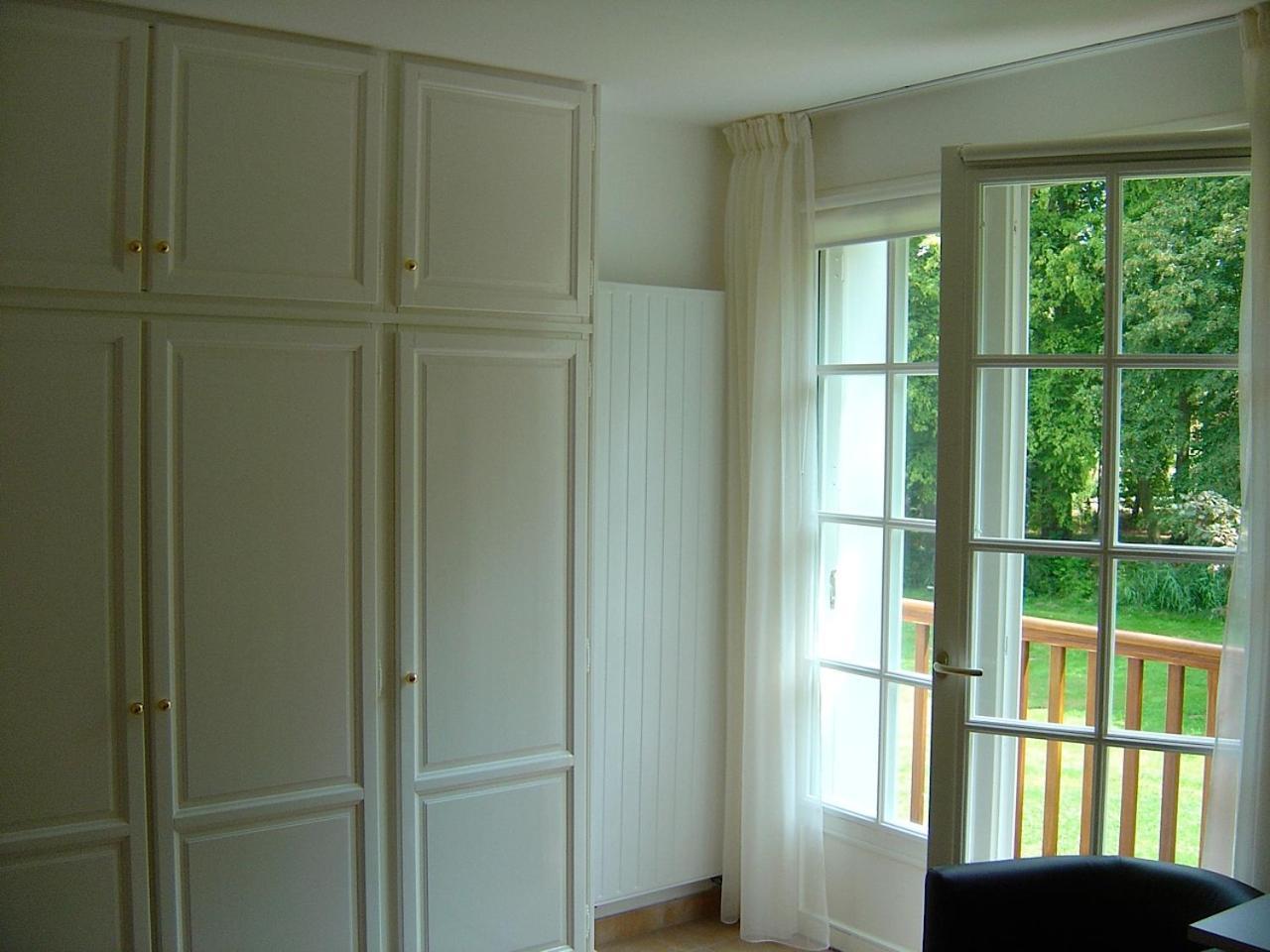 Domaine De Chantemerles Фонтенбло Екстериор снимка