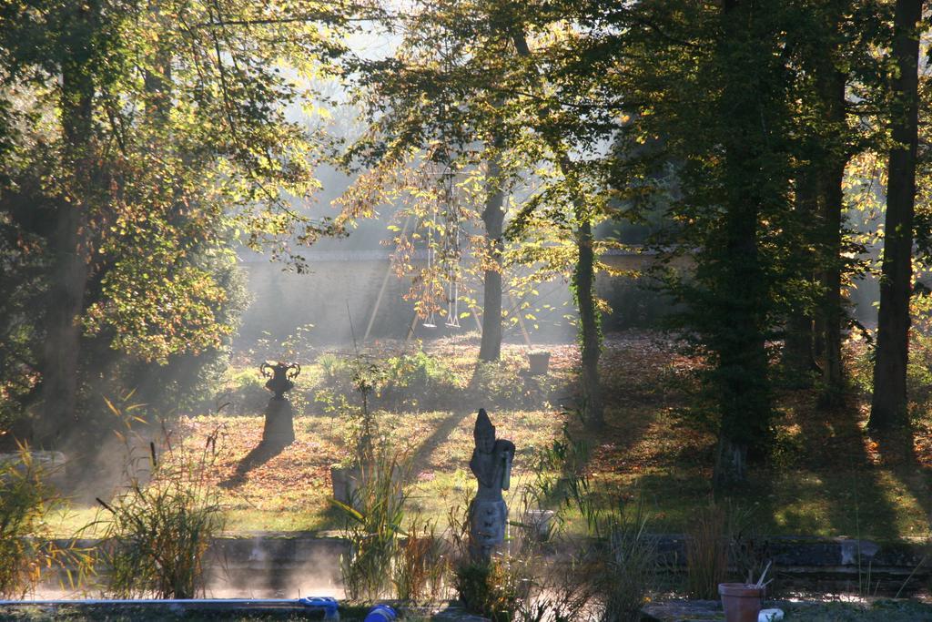 Domaine De Chantemerles Фонтенбло Екстериор снимка