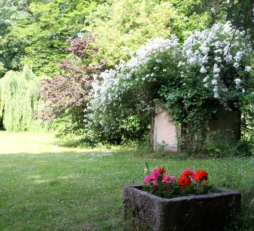 Domaine De Chantemerles Фонтенбло Екстериор снимка