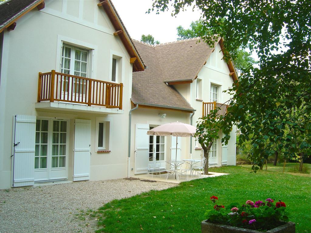 Domaine De Chantemerles Фонтенбло Екстериор снимка
