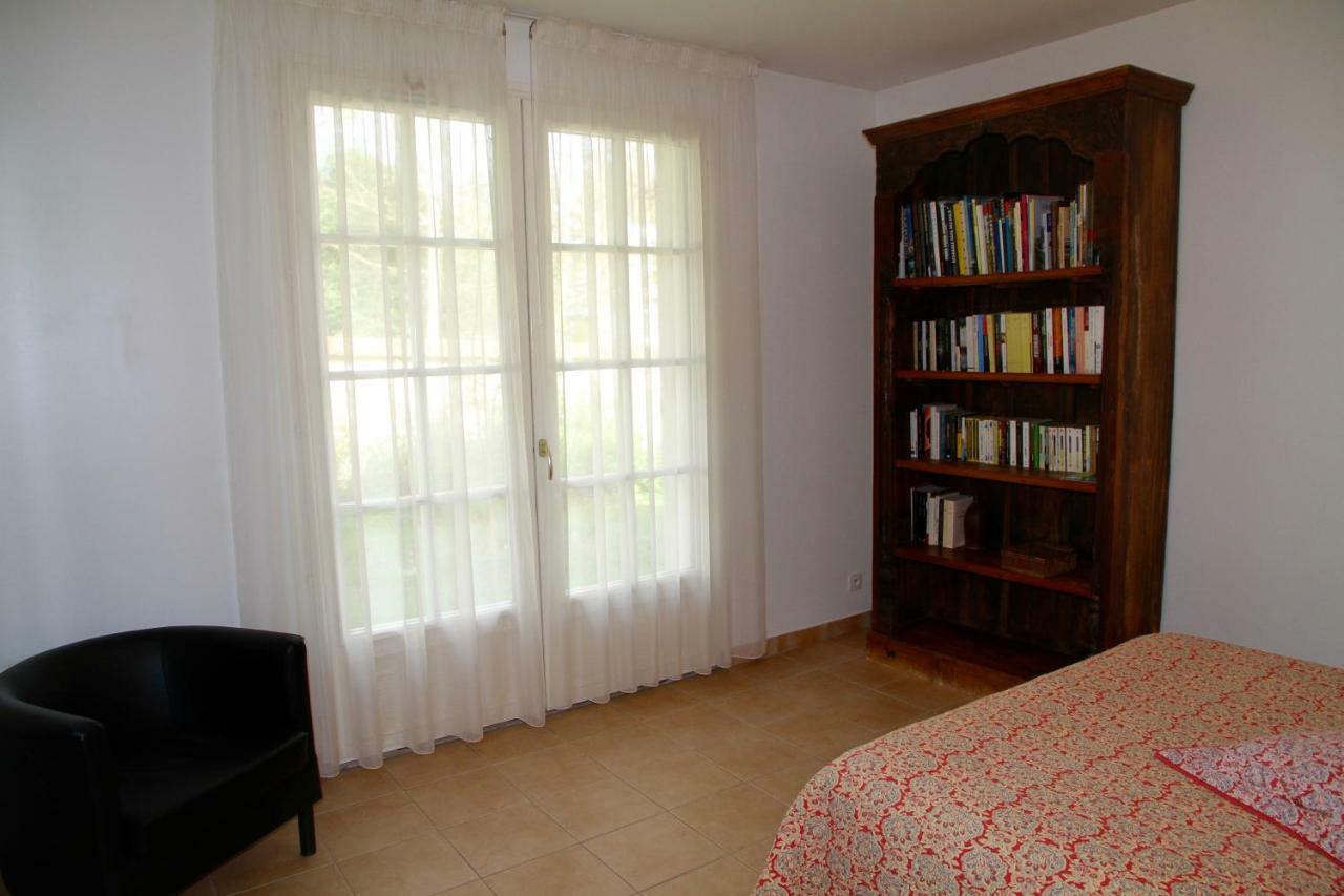 Domaine De Chantemerles Фонтенбло Екстериор снимка